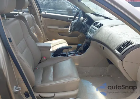 2007 Honda Accord 2.4 Ex from USA, damaged, VIN 1HGCM56887A174285